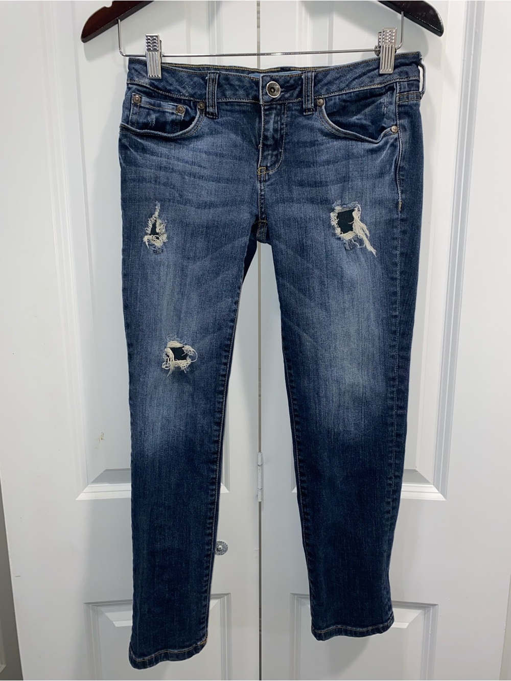 Refuge Y2K Distressed Dark Blue Cropped Jeans